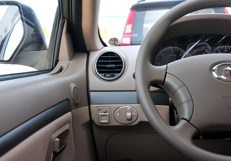 長(zhǎng)城汽車(chē) 哈弗H3 2010款 領(lǐng)先版 2.5TCI兩驅(qū)舒適型