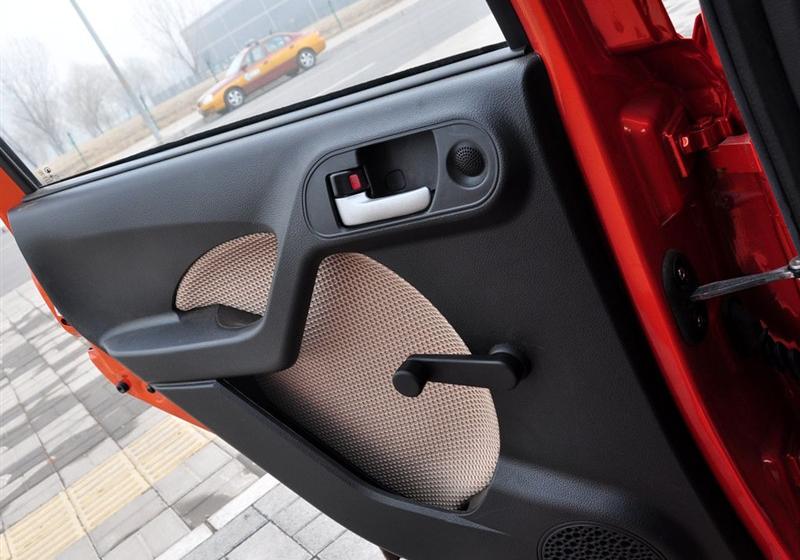 長(zhǎng)城汽車(chē) 哈弗M1 2010款 1.3 四驅(qū) 精英型