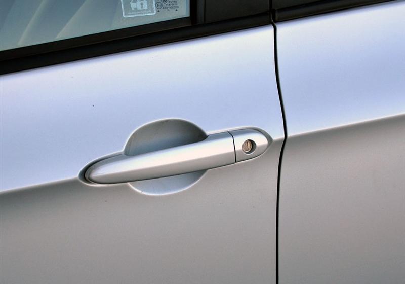 長(zhǎng)城汽車 凌傲 2010款 1.3 MT鋒尚版