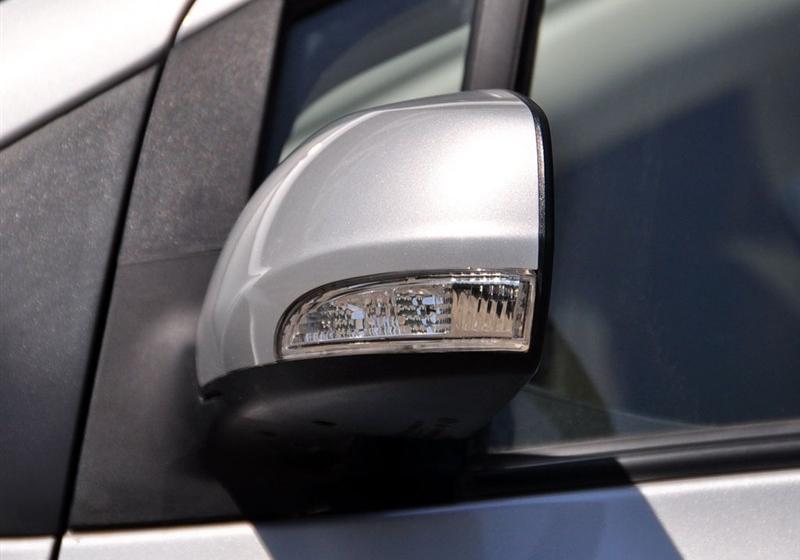 長(zhǎng)城汽車 凌傲 2010款 1.3 MT鋒銳版
