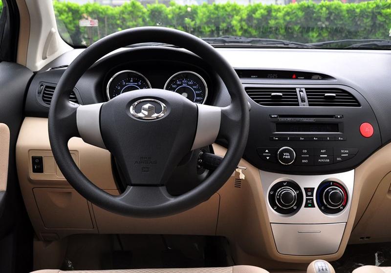 長(zhǎng)城汽車 凌傲 2010款 1.5 MT鋒尚版