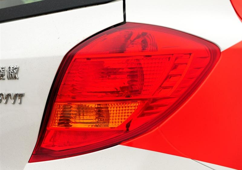 長(zhǎng)城汽車 凌傲 2010款 1.5 MT精英版
