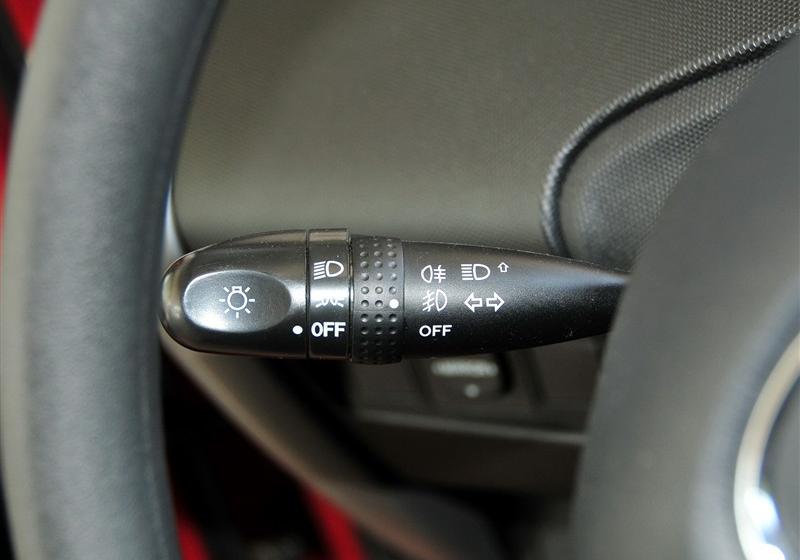 長(zhǎng)城汽車 炫麗 2011款 CROSS 1.3L MT