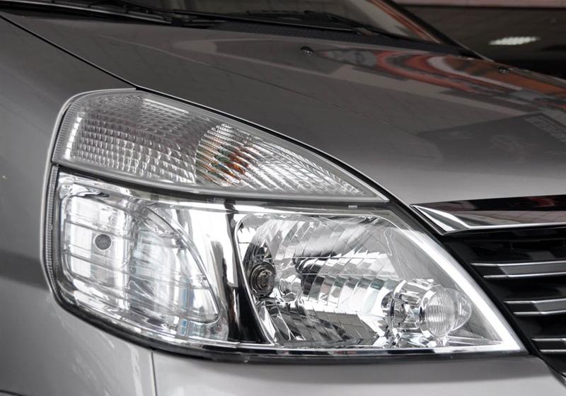 鄭州日產(chǎn) 御軒 2009款 2.0 豪華型