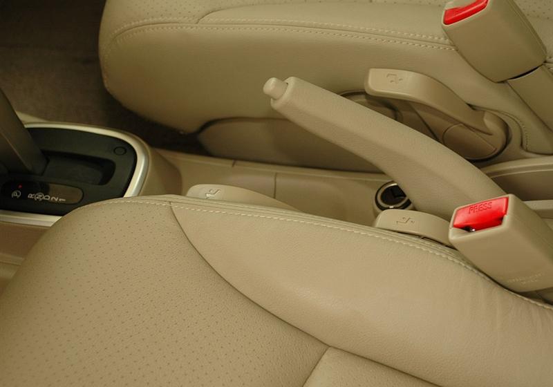 東風日產(chǎn) 頤達 2008款 1.6 自動尊貴型