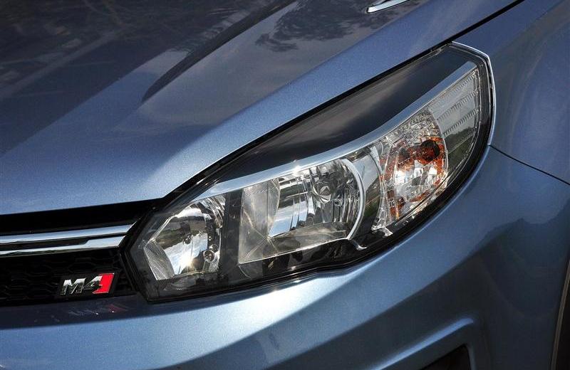 2012款 1.5L 兩驅(qū)豪華型