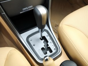 瑞虎 2012款 精英版 改款 1.6L CVT豪華型DVVT
