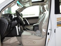 一汽豐田  普拉多 4.0L AT 駕駛席座椅正視圖