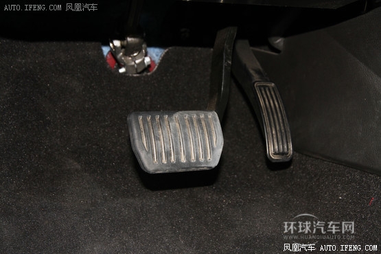 一起學開車(11)救命寶典：遭遇爆胎怎么辦？(2)