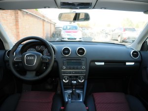 奧迪A3(進(jìn)口)2013款 Sportback 30 TFSI 豪華型