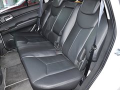 上汽榮威  1.8T 自動(dòng) 第二排座椅45度視角