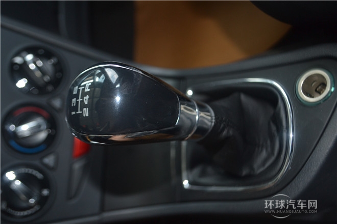 風(fēng)神 H30 Cross 1.6L 手動(dòng)尊尚型