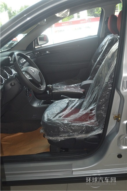 風(fēng)神 H30 Cross 1.6L 手動(dòng)尊尚型