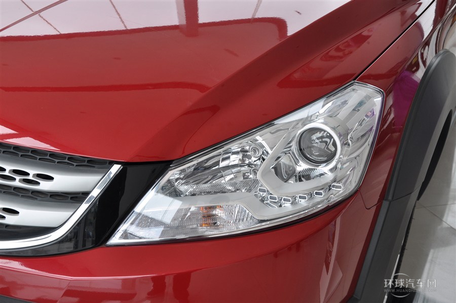 2014款 Cross 1.6L 手動尊逸型
