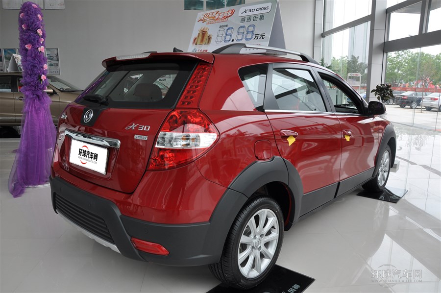 2014款 Cross 1.6L 手動(dòng)尊逸型