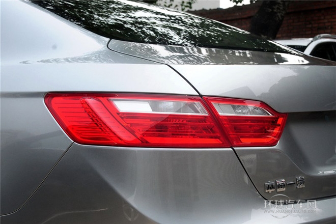 2014款 2.0L 自動(dòng)舒適型