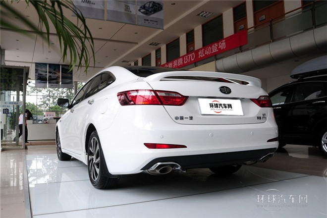 2014款 1.8T 自動(dòng)運(yùn)動(dòng)豪華型