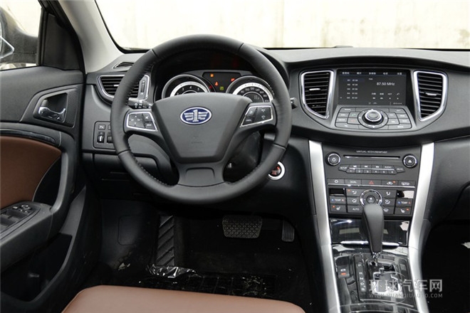 2014款 1.8T 自動(dòng)豪華型