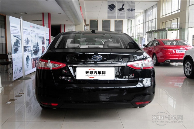 2014款 1.8T 自動(dòng)尊貴型