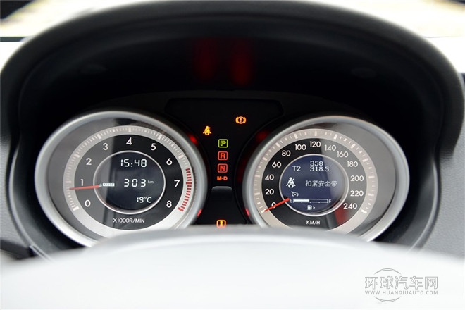 2014款 1.8T 自動(dòng)旗艦型