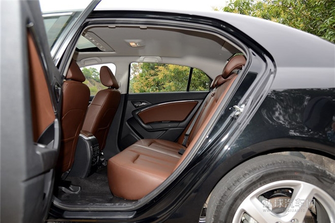 2014款 1.8T 自動(dòng)旗艦型