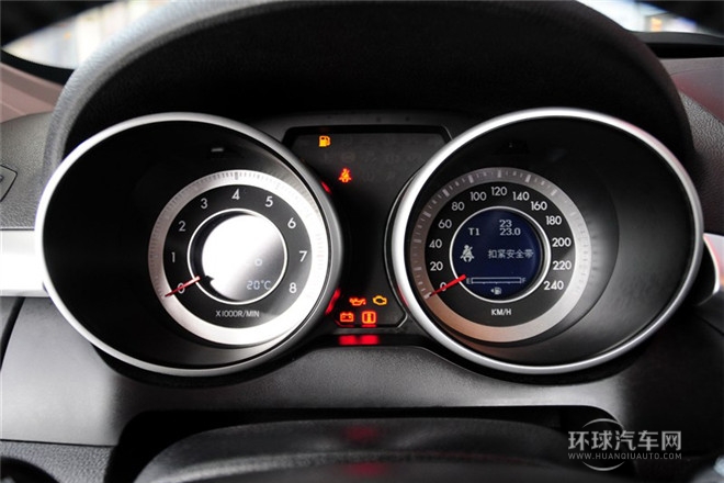 2013款 2.0L 手動(dòng)豪華型
