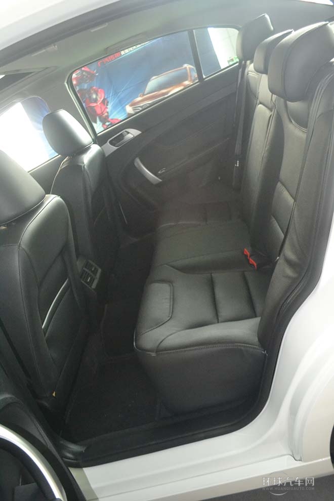 2013款 1.8T 自動(dòng)豪華版