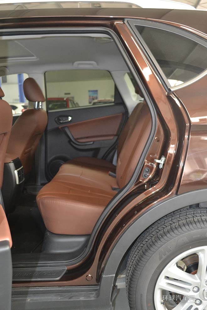 2013款 1.8T 自動兩驅(qū)豪華版