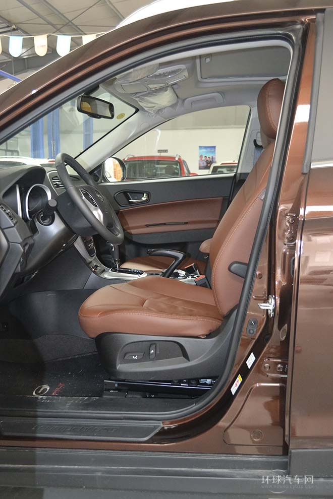 2013款 1.8T 自動兩驅(qū)豪華版