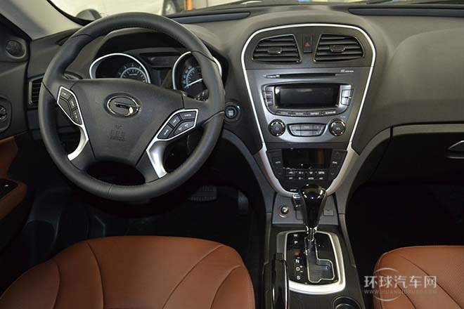2013款 1.8T 自動兩驅(qū)豪華版