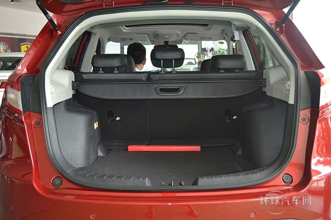 2013款 1.8T 自動(dòng)兩驅(qū)精英版