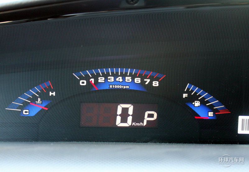 2013款 2.0T 商務(wù)型