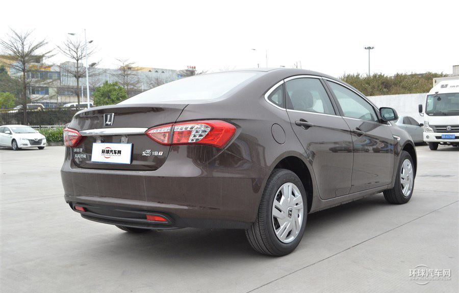 2014款 榮耀導(dǎo)航版 1.8T 手動精致型