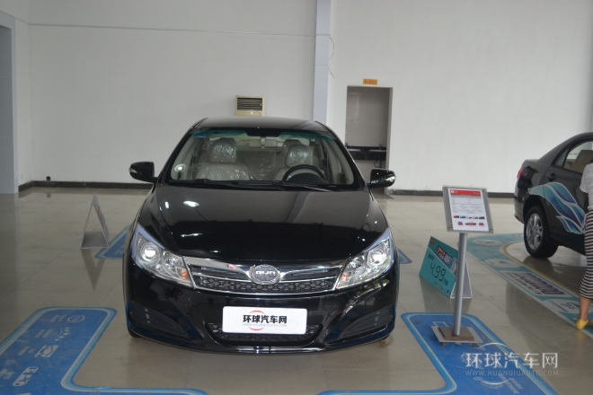 2014款 1.5L 手動(dòng)舒適型