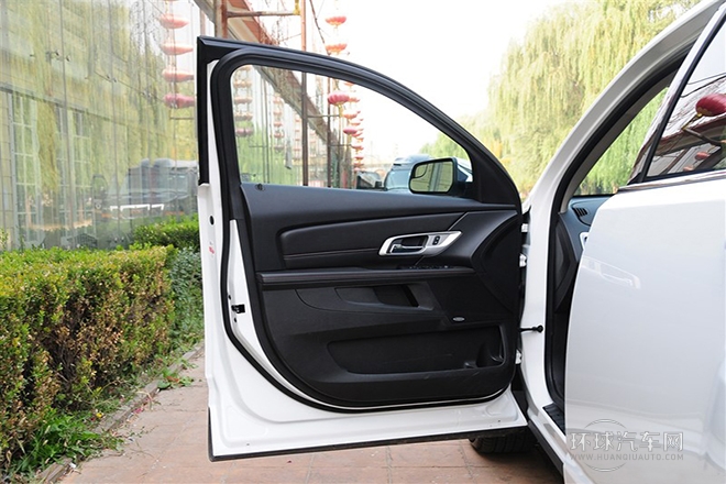 2012款 3.0L 標(biāo)準(zhǔn)型