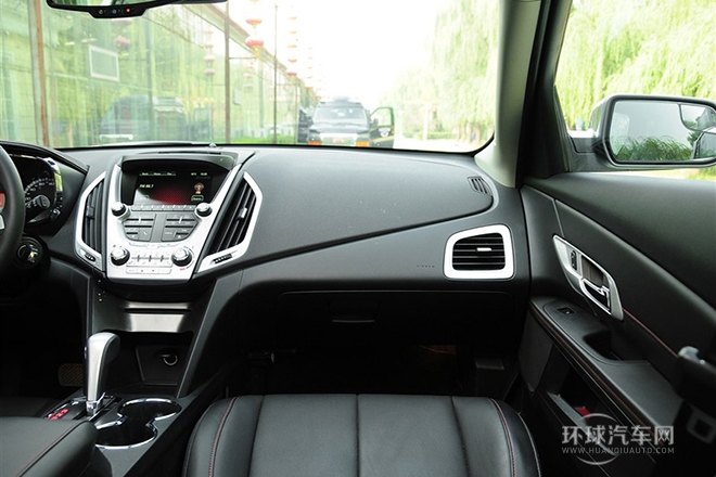 2012款 3.0L 標(biāo)準(zhǔn)型