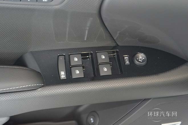 2014款 28T 豪華型