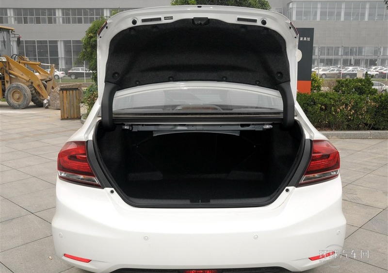 2014款 1.8L 自動(dòng)舒適版