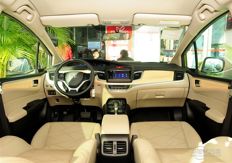 2013款 1.8L 自動(dòng)舒適版 5座