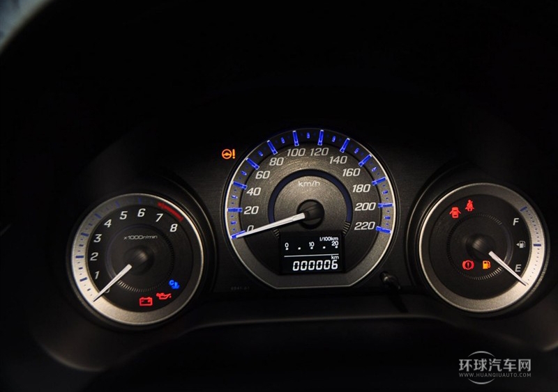 2012款 1.5L 手動(dòng)舒適版