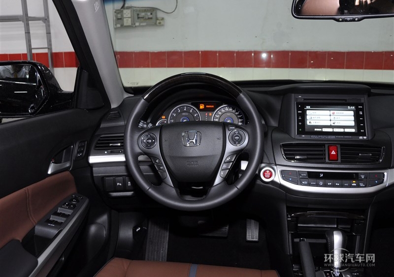 2014款 3.0L AWD尊貴導(dǎo)航版