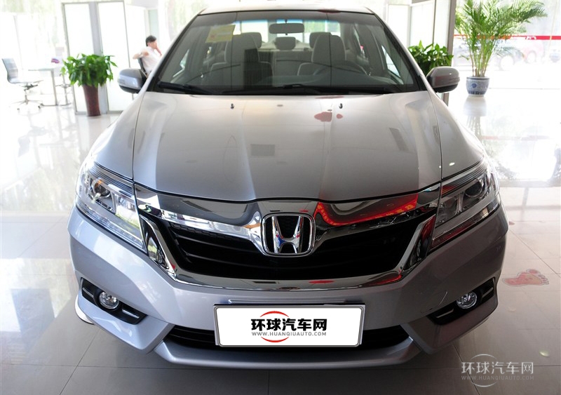 2013款 1.8L 自動(dòng)舒適版
