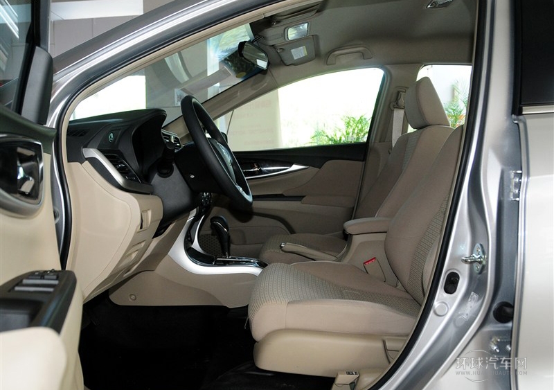 2013款 1.8L 自動舒適版