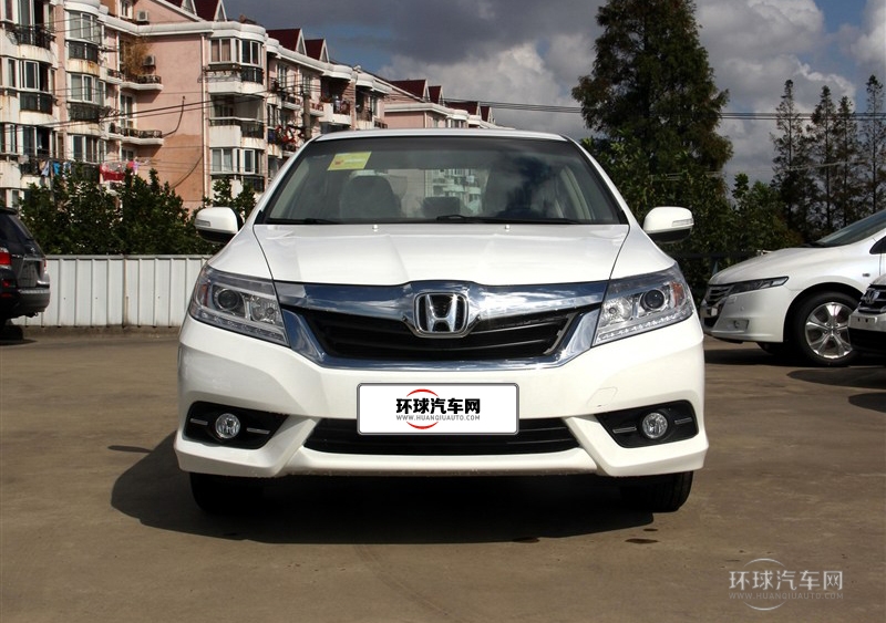 2013款 1.8L 手動(dòng)舒適版