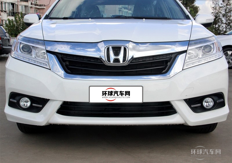 2013款 1.8L 手動(dòng)舒適版