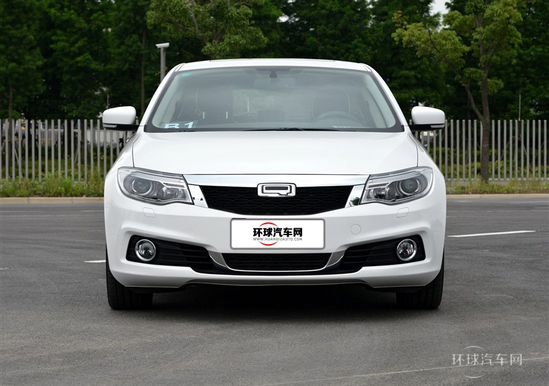 2014款 兩廂 1.6T 自動(dòng)致臻型(白色)