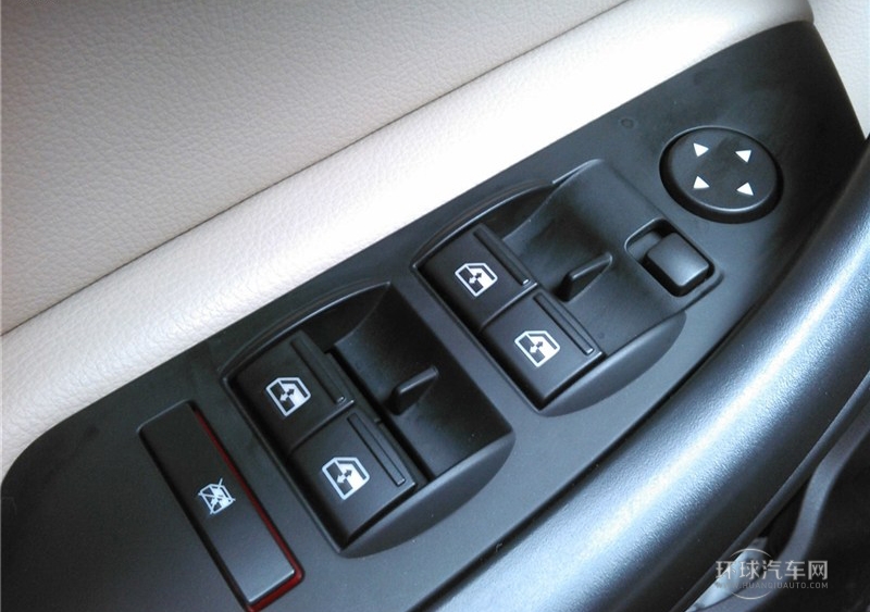 2014款 三廂 1.6L 手動(dòng)致悅型