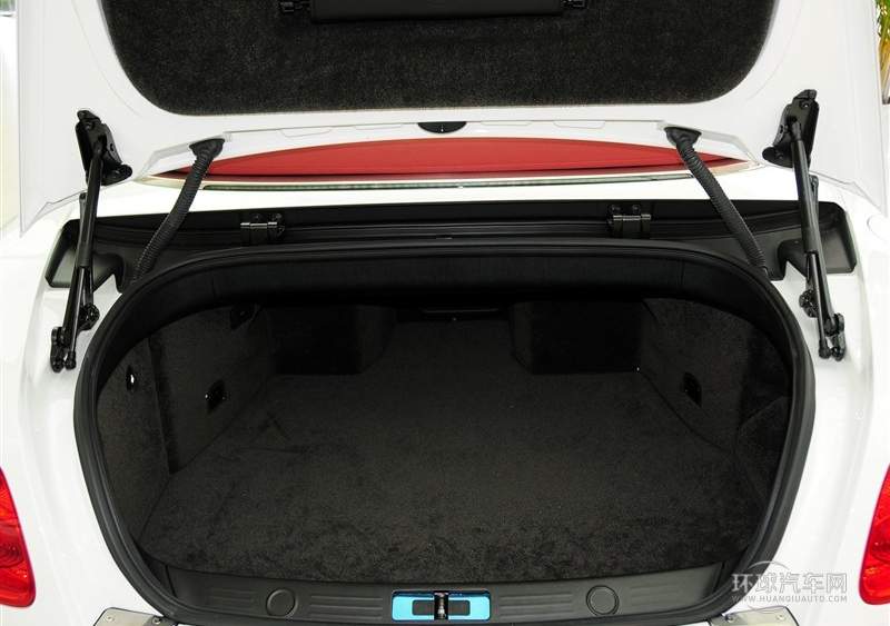 2014款 4.0T GT V8 S 標(biāo)準(zhǔn)版