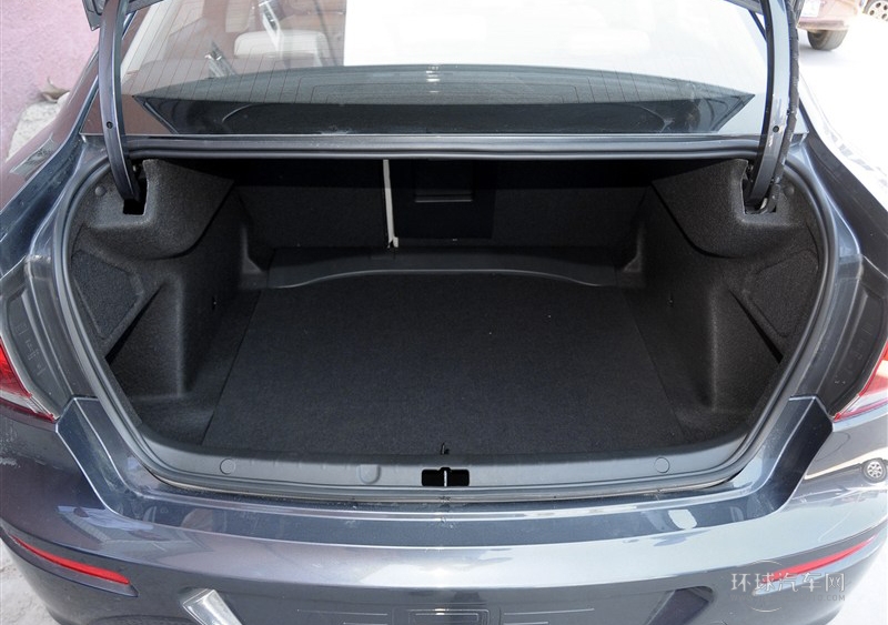 2014款 三廂 1.6L 自動(dòng)致悅型
