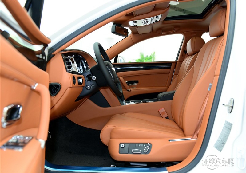 2014款 4.0T V8 標(biāo)準(zhǔn)版